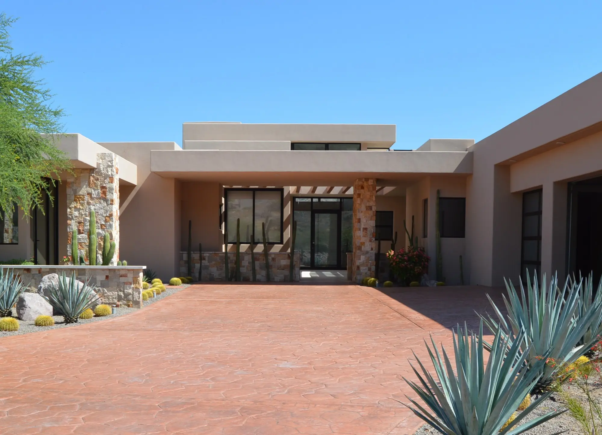 Cardon 29 Ensenada Blanca residence